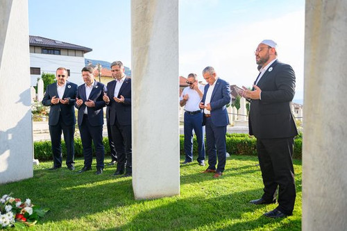 450644683 1027273732101984 5643550406574070546 n.jpg?stp=dst jpg p526x395& nc cat=100&ccb=1 7& nc si.jpg