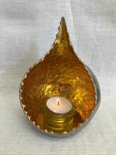 Kerzenhalter Handgehemmert Rot Gold.jpg