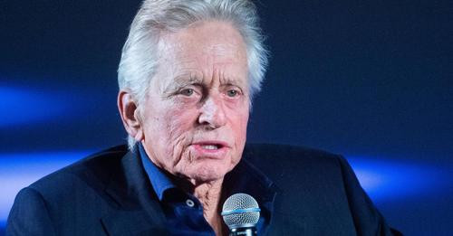 6937037961526154571?url=https%3A%2F%2Ftvn24.pl%2Fnajnowsze%2Fcdn zdjecie 9443583 michael douglas ph8.jpg