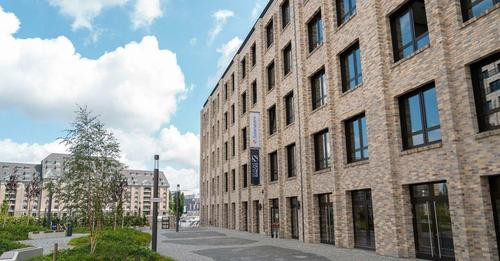 450603646 2897265517093620 7790745433326828640 n.jpg?stp=c0.5x0.5f dst jpg flffffff p500x261 q75& nc.jpg