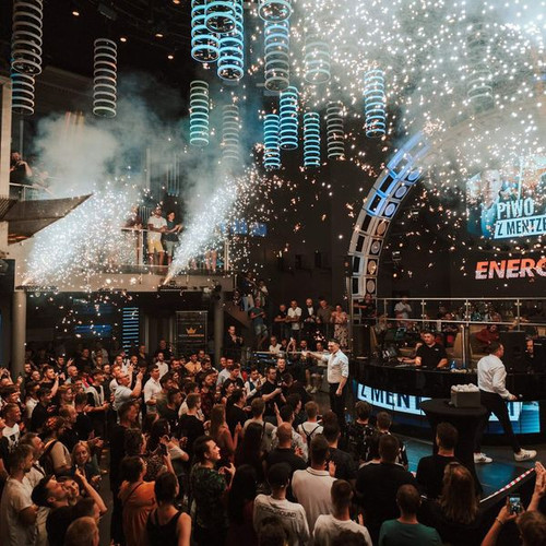 450811392 1049528700073378 6136990756327151539 n.jpg?stp=dst jpg p600x600& nc cat=103&ccb=1 7& nc si.jpg