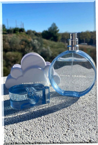 Aesthetic perfume ergebnis.jpg