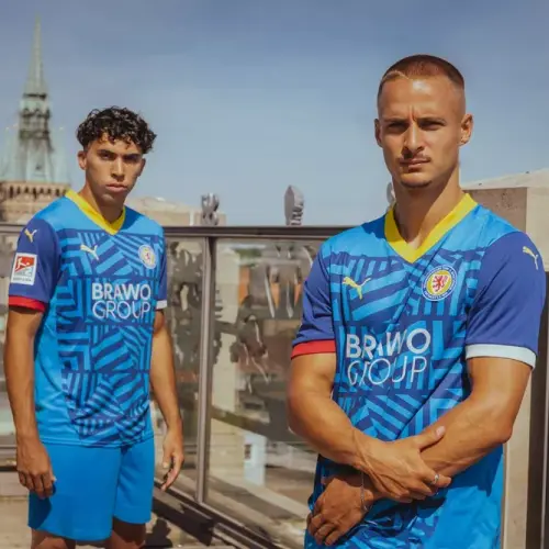 ausw rtstrikot 2 1.webp