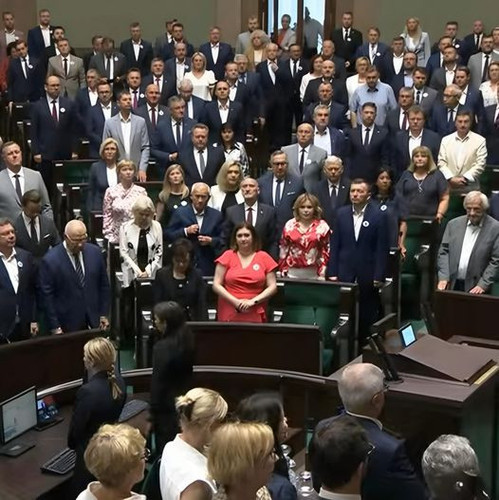 450599017 876110761000638 7504534052952920070 n.jpg?stp=dst jpg p526x296& nc cat=100&ccb=1 7& nc sid.jpg