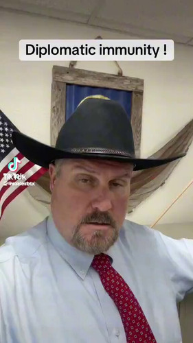 hoWZQF6 zItyQL4l.jpg