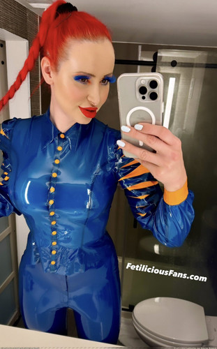 [im9.eu]domina anna rosenmuller latexfetish.jpg