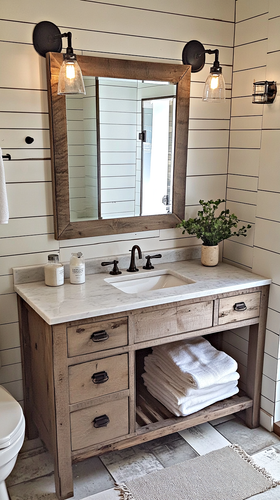 farmhouse bathroom 1691.png