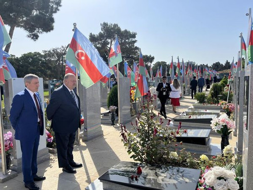 460061937 911312651035560 7265278948134090687 n.jpg?stp=dst jpg s600x600& nc cat=105&ccb=1 7& nc sid.jpg