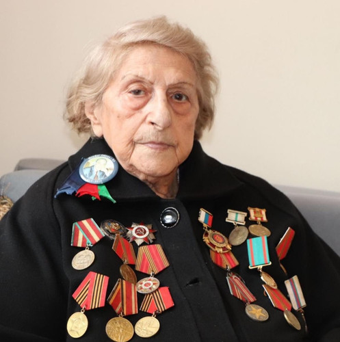 GXa3Yi XIAA0i9W?format=jpg.jpg