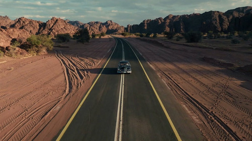 KkKb 0hjJusL Ye9.jpg