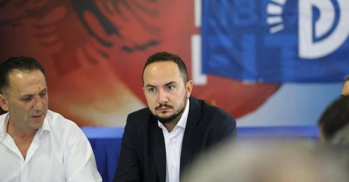 13011867651164614264?url=https%3A%2F%2Fmedia.pamfleti.net%2Fpamfleti.net%2Fmedia3%2F 1200 630 172632.jpg