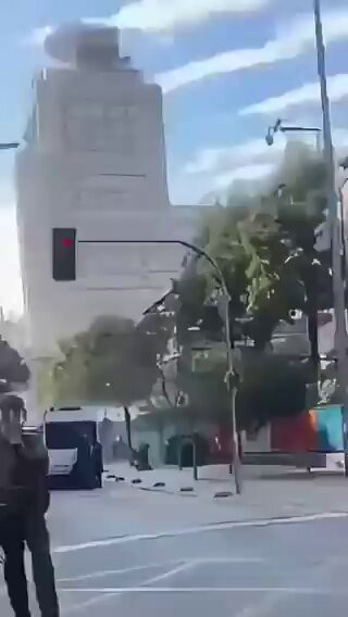 pn2mEnUVdj5nHKhQ.jpg