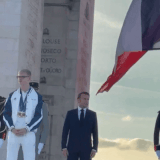 GIF 20240915214937780.gif