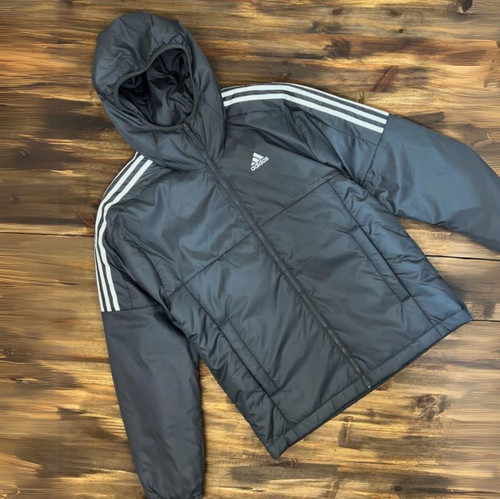 Jaqueta Capuz Insulated Essentials Três Listras adidas.jpg
