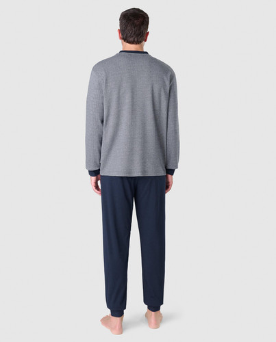 HxKqafW.jpg