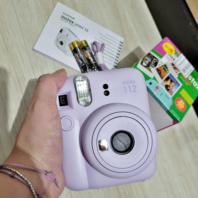 Câmera Instantânea Fujifilm Instax Mini 12 Cor Lilás