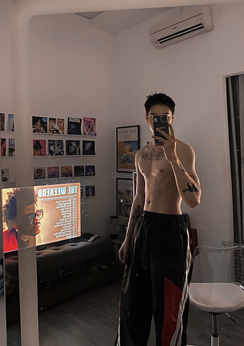 Fv1Sk0YaEAAqbBg.jpg