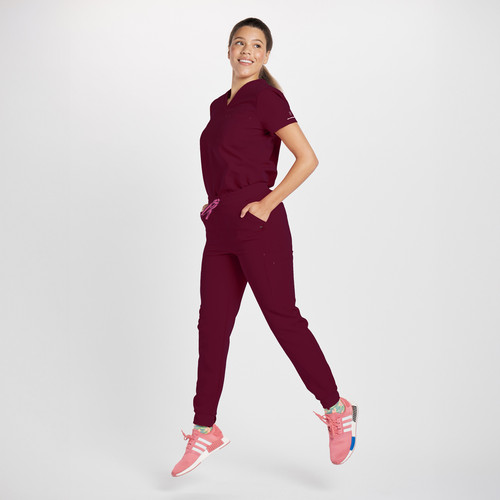 Hope Jogger Wine Full Body In Motion DOLAN 2500x2500.jpg