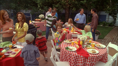 cap Desperate.Housewives.S07E01.Remember.Paul.1080p.DSNP.WEB DL.DDP5.1.H.264 FLUX 00 01 12 01.png