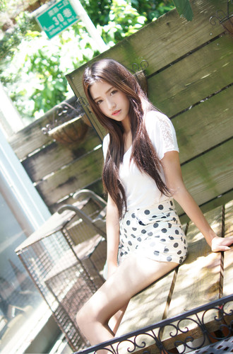 sis2.jpg