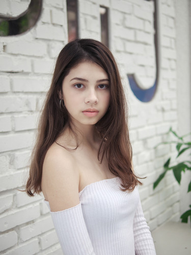L1150833 eyebrow.jpg