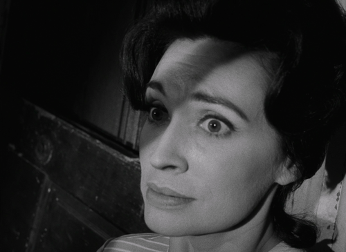 Night.Of.The.Living.Dead.1968.1080p.BluRay.FLAC.x264.D Z0N3.mkv 20240829 134030.532.png