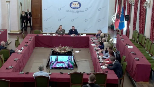 462502451 963534715818680 5020229234533093555 n.jpg?stp=dst jpg p180x540& nc cat=107&ccb=1 7& nc sid.jpg