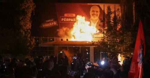 14373068270444268985?url=https%3A%2F%2Fmedia.pamfleti.net%2Fpamfleti.net%2Fmedia3%2F 1200 630 172839.jpg