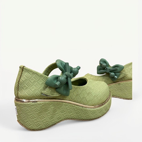 picwish 8811525331 image1.jpg