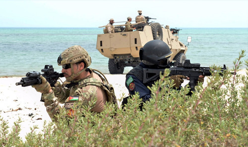 GZb DEIWgAAKOut?format=jpg.jpg