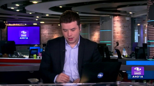 YQIsi0dd 3wDLayF.jpg