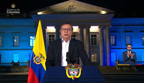 JOJ TQvgLkTgEkQe.jpg