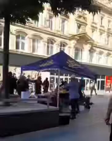 Tzxi77U AxAUr3oY.jpg