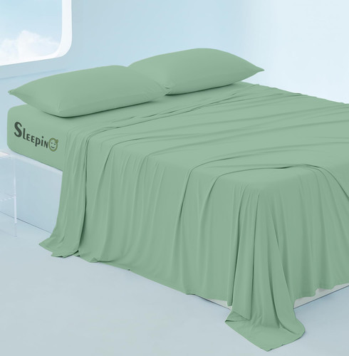 Emerald Green 4.jpg