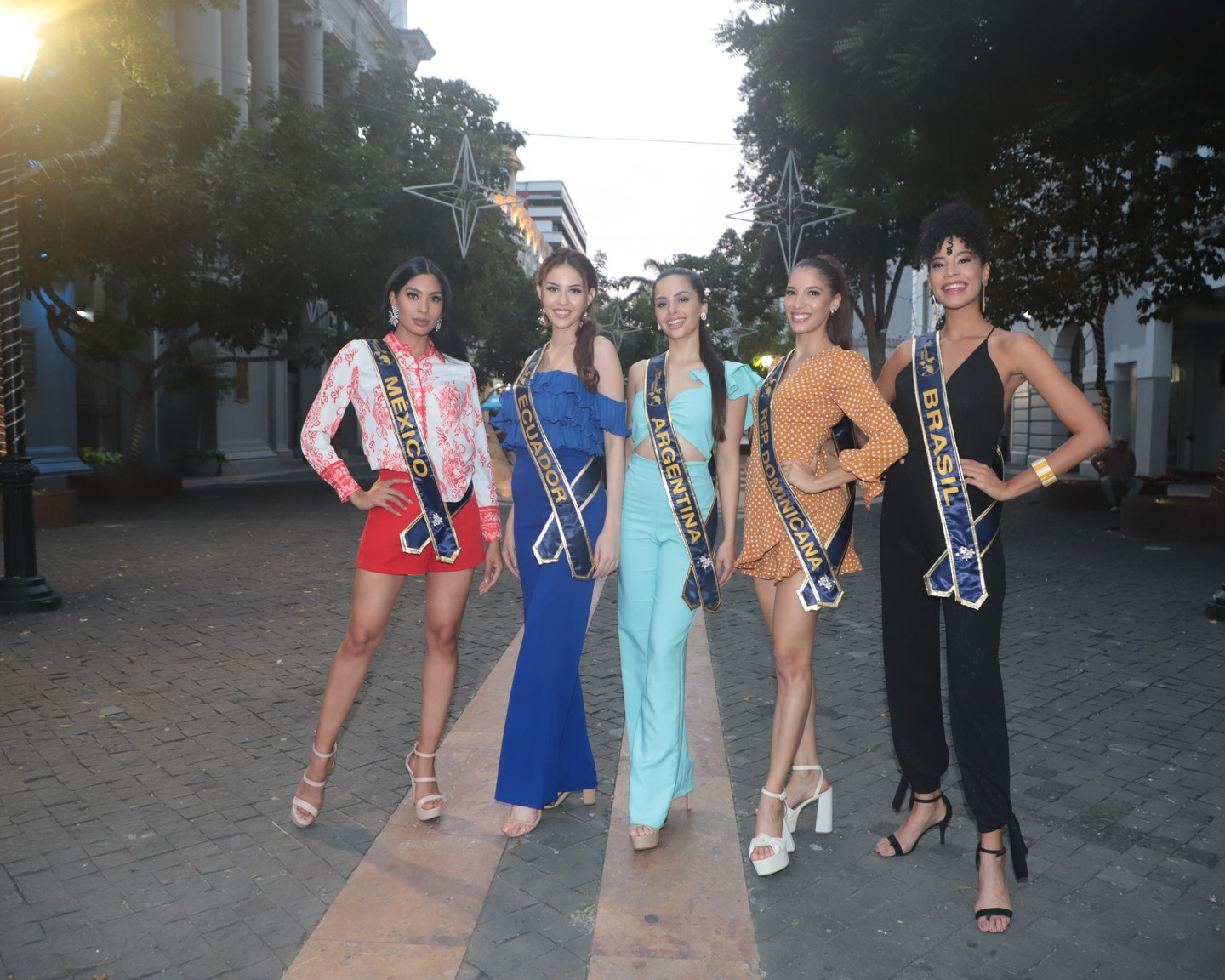 candidatas a miss continentes unidos 2022. final: 6 agosto. - Página 8 EgD6hv