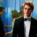 Screen recording 2025 12 19 22.04.19.gif