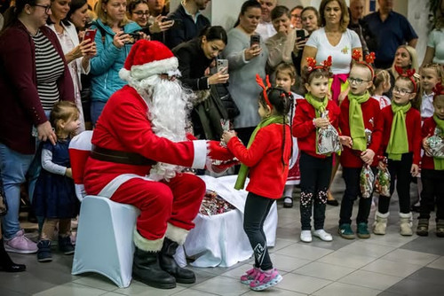 599938046 1376594674254735 6351503640710402811 n.jpg?stp=dst jpg s590x590 tt6& nc cat=111&ccb=1 7& n.jpg