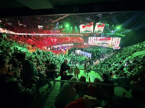 603850648 881737747929697 5413108000717399083 n.jpg?stp=cp6 dst jpg s590x590 tt6& nc cat=111& nc cb=.jpg