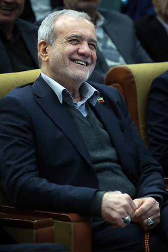 G8fUjD WIAIzShh.jpg