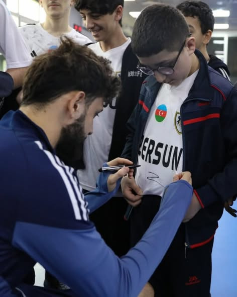 602715860 18397313707120724 4490760997840380161 n.jpg?stp=dst jpg s590x590 tt6& nc cat=109&ccb=1 7& .jpg