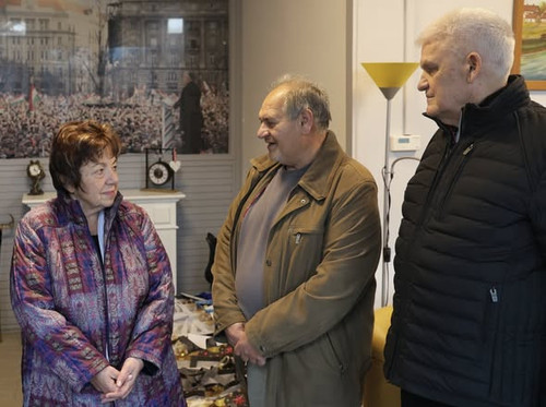 599938591 1390230045803307 970329733795982498 n.jpg?stp=cp6 dst jpg s590x590 tt6& nc cat=102&ccb=1 7.jpg