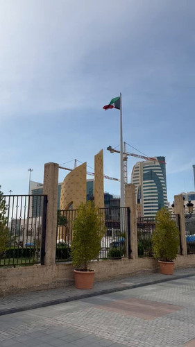 80bR4EmbwANaKp6 .jpg