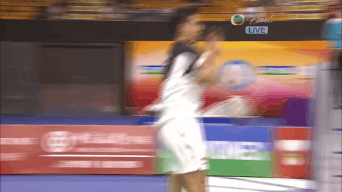 0062BoZOgy1i8fh1e2c3mg30zk0k0heg.gif