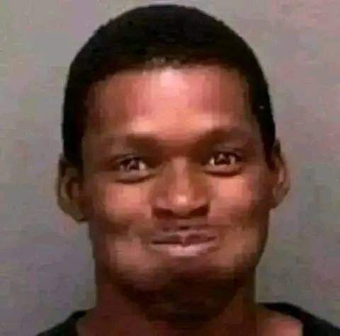wong ireng nahan tawa.jpg