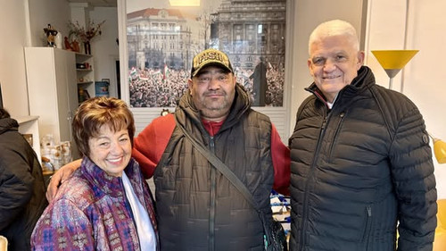 599667958 1251118793504759 771853677337283327 n.jpg?stp=cp6 dst jpg s590x590 tt6& nc cat=108& nc cb=.jpg