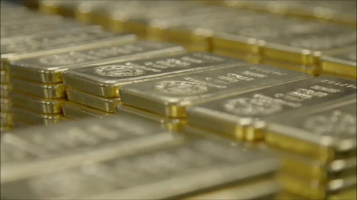 3 NvPYm IpIiXyg1.jpg