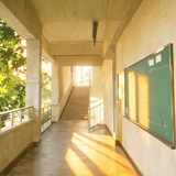 学校走廊 晴天