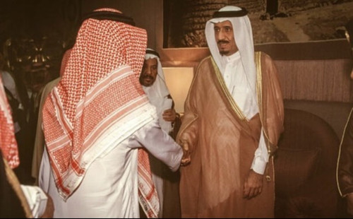 GBTAIB6XAAEgyUJ.jpg