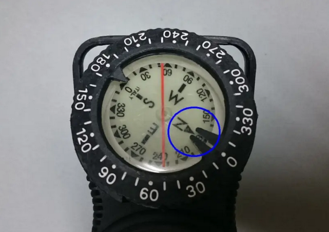 Setting the bezel with the needle centered