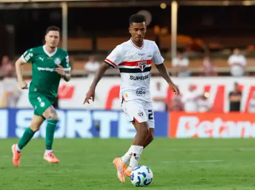 Marcos Antônio brilha no São Paulo e torcedores exaltam temporada na reta final do campeonato
